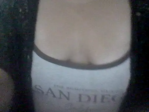 Snapshot of Briza20a chatting on 02.20.26 Briza20a online show from 02.20.26