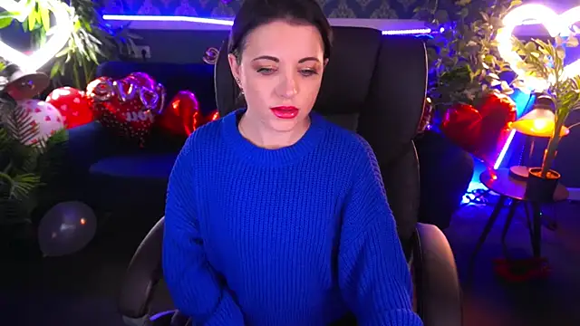 Dafni Monn online show from 02.08.25