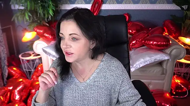 Snapshot of Dafni_Monn chatting on 02.20.26 Dafni Monn online show from 02.20.26