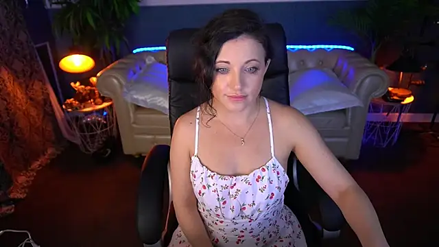 Snapshot of Dafni_Monn chatting on 06.09.26 Dafni Monn online show from 06.09.26