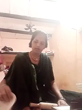 Snapshot of Hasmi_hot09 chatting on 04.16.26 Hasmi hot09 online show from 04.16.26