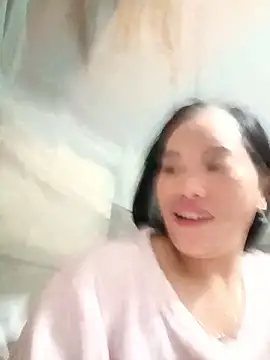 Snapshot of yu--yo chatting on 01.10.26 yu--yo online show from 01.10.26