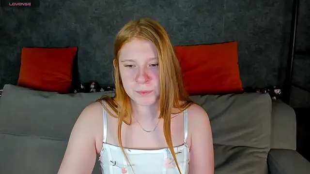 Snapshot of Sally_Ange1 chatting on 02.05.26 Sally Ange1 online show from 02.05.26