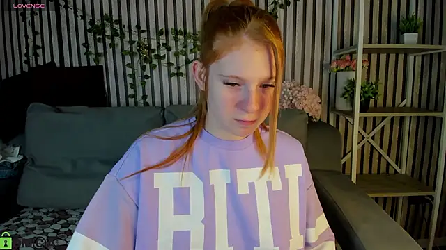 Snapshot of Sally_Ange1 chatting on 02.16.26 Sally Ange1 online show from 02.16.26