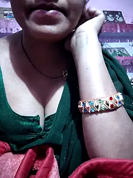 Snapshot of Nilam_cute chatting on 02.28.26 Nilam cute online show from 02.28.26