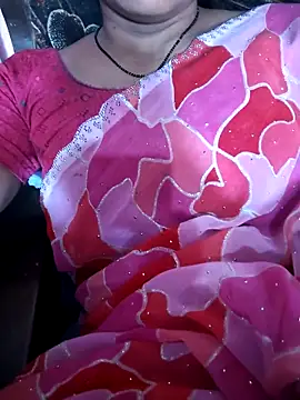 Snapshot of Nilam_cute chatting on 05.07.26 Nilam cute online show from 05.07.26