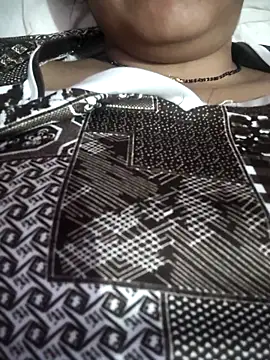 Snapshot of Nilam_cute chatting on 05.08.26 Nilam cute online show from 05.08.26
