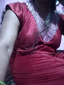 Snapshot of Nilam_cute chatting on 05.11.26 Nilam cute online show from 05.11.26