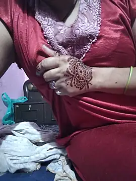 Snapshot of Nilam_cute chatting on 05.15.26 Nilam cute online show from 05.15.26