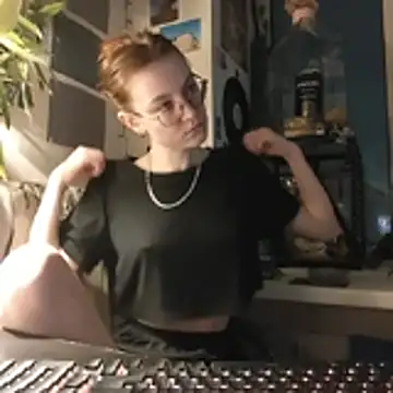 Snapshot of Shy_Bamby chatting on 02.25.26 Shy Bamby online show from 02.25.26