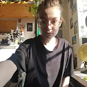 Shy Bamby online show from 03.14.26