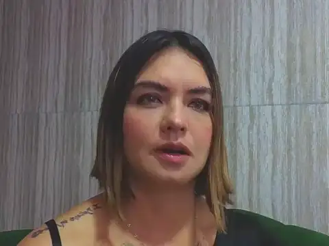 Snapshot of zarcasutra_t chatting on 01.17.26 zarcasutra t online show from 01.17.26