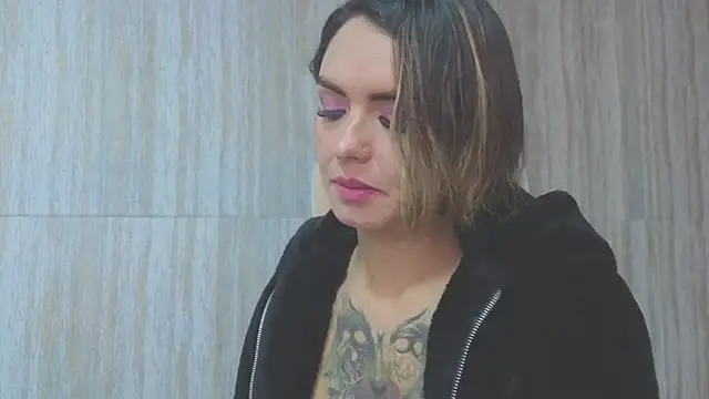 Snapshot of zarcasutra_t chatting on 02.05.26 zarcasutra t online show from 02.05.26