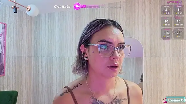 Snapshot of zarcasutra_t chatting on 04.22.26 zarcasutra t online show from 04.22.26
