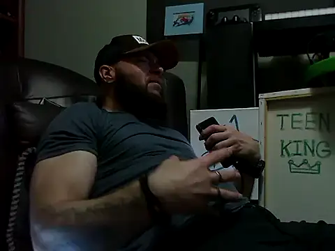 Snapshot of Numba1dad_ chatting on 01.15.26 Numba1dad online show from 01.15.26