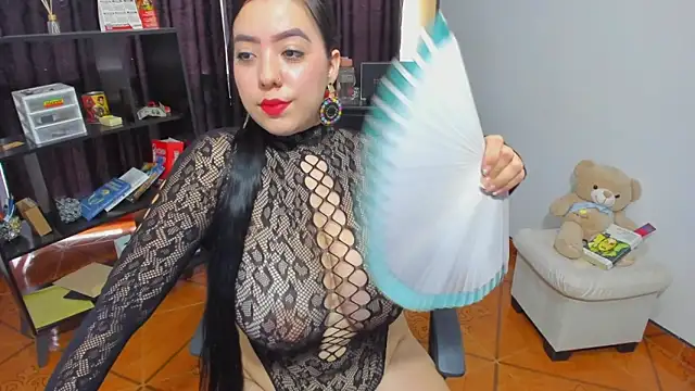 SophiiaRios  online show from 02.15.26