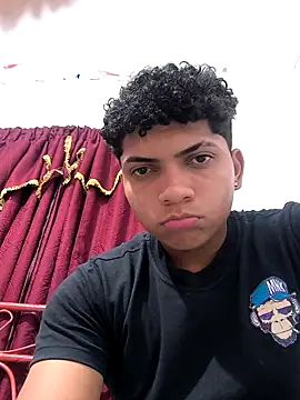 Snapshot of VersedChip chatting on 01.08.26 VersedChip online show from 01.08.26