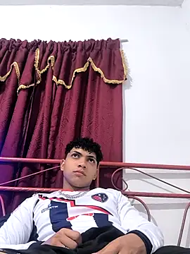 Snapshot of VersedChip chatting on 02.04.26 VersedChip online show from 02.04.26