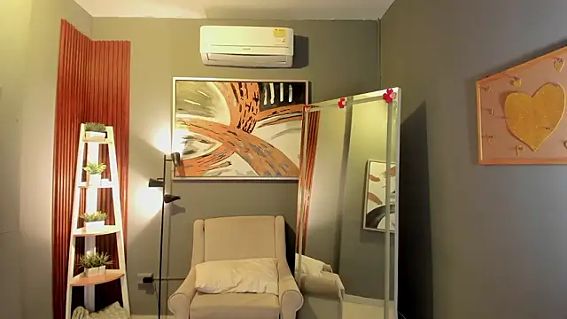 ailann  online show from 03.25.26