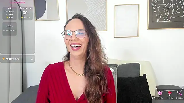 Snapshot of Julianneharris chatting on 03.04.26 Julianneharris online show from 03.04.26