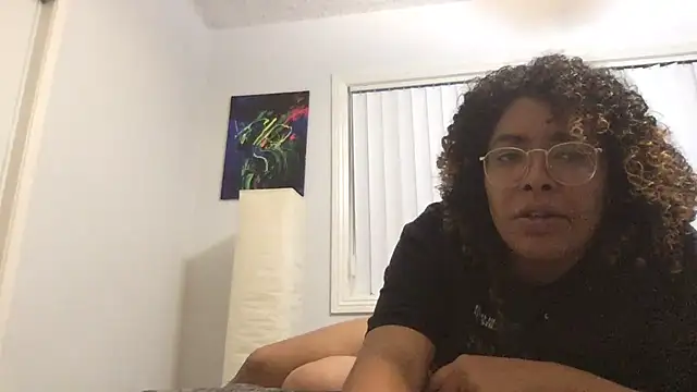Snapshot of TechnoGoddessxxx chatting on 06.16.26 TechnoGoddessxxx online show from 06.16.26