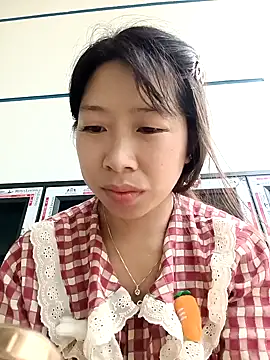 Snapshot of Mayly_lucky2 chatting on 04.21.26 Mayly lucky2 online show from 04.21.26