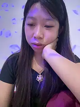 Snapshot of Mayly_lucky2 chatting on 04.27.26 Mayly lucky2 online show from 04.27.26