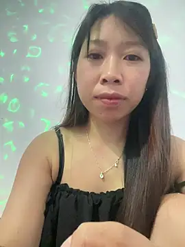 Snapshot of Mayly_lucky2 chatting on 05.04.26 Mayly lucky2 online show from 05.04.26