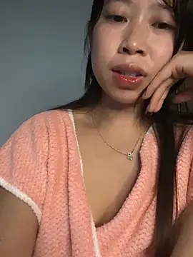 Snapshot of Mayly_lucky2 chatting on 06.18.26 Mayly lucky2 online show from 06.18.26
