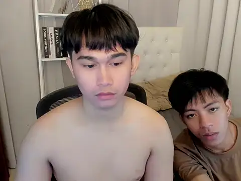 davincihugecock online show from 02.28.26