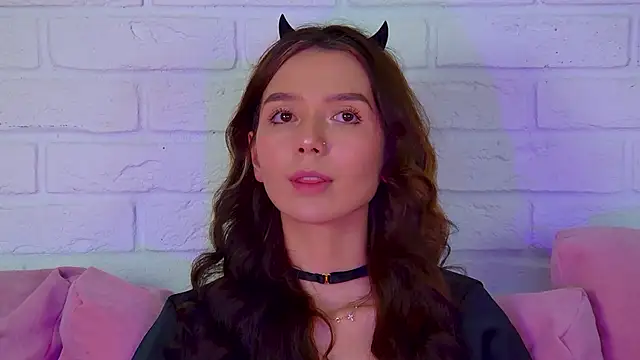 VanessaVienne online show from 03.30.26