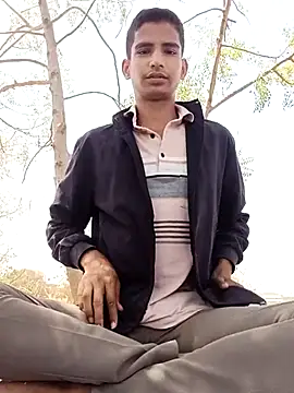Snapshot of sahilcute1 chatting on 04.11.26 sahilcute1 online show from 04.11.26