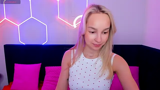 DaisyMellifluous online show from 01.12.26