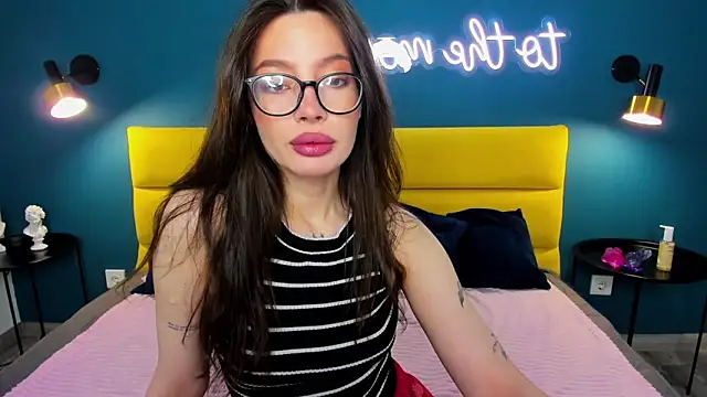 Snapshot of IvyDainty chatting on 04.26.26 IvyDainty online show from 04.26.26