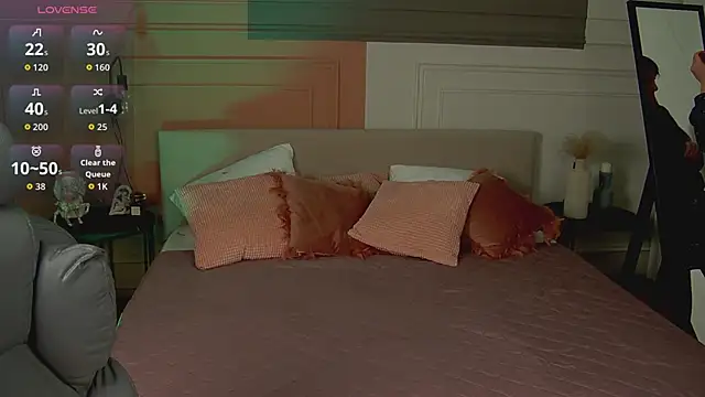  SilkyShadow  online show from 03.21.26