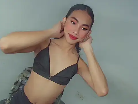 Snapshot of Massivecockfiona chatting on 02.26.26 Massivecockfiona online show from 02.26.26