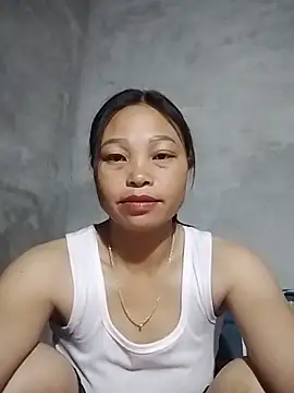 Snapshot of miray- chatting on 05.26.26 miray- online show from 05.26.26