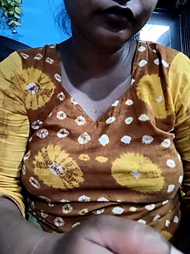 Snapshot of Desi_Nil_pori chatting on 04.29.26 Desi Nil pori online show from 04.29.26
