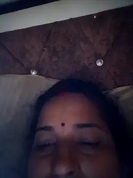 Snapshot of Reena_lodha chatting on 02.09.26 Reena lodha online show from 02.09.26