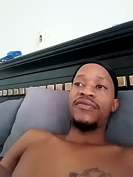 Snapshot of Winterslender chatting on 03.23.26 Winterslender online show from 03.23.26