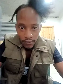 Snapshot of Winterslender chatting on 04.10.26 Winterslender online show from 04.10.26