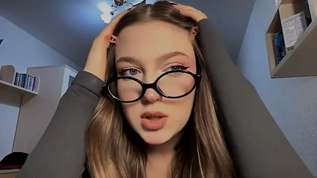 JammieMickiewicz online show from 04.01.26