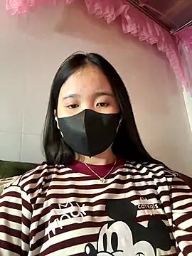 Gwen879 online show from 01.12.26