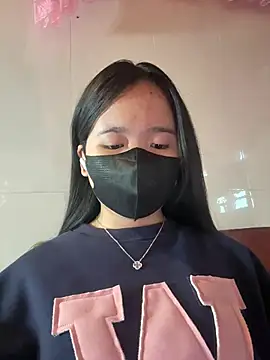 Gwen879 online show from 01.15.26