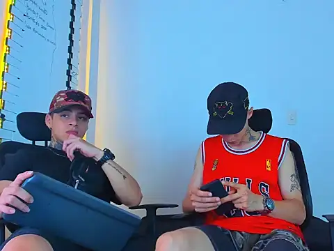 Snapshot of Thomas-Wil chatting on 02.03.26 Thomas-Wil online show from 02.03.26