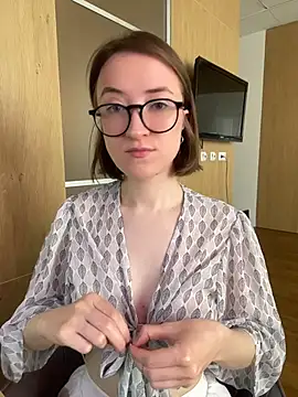 Persephone Kore online show from 04.24.26