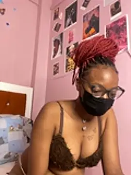 Snapshot of thakhiii3 chatting on 03.10.26 thakhiii3 online show from 03.10.26