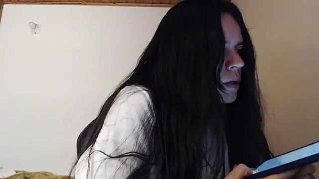 Snapshot of Shanel_Lozano chatting on 06.14.26 Shanel Lozano online show from 06.14.26