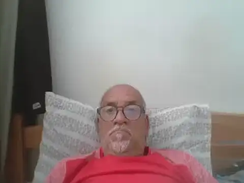 Snapshot of Patyman chatting on 04.01.26 Patyman online show from 04.01.26