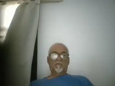 Snapshot of Patyman chatting on 04.16.26 Patyman online show from 04.16.26